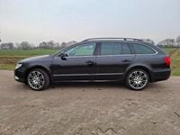 Gebraucht Skoda Superb 140 PS (102 kW) 2013 Schwarz Kombi