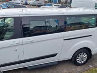 Gebraucht Ford Tourneo 131 PS (96 kW) 2020 Weiß Van / Kleinbus