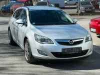 Gebraucht Opel Astra Innovation 160 PS (117 kW) 2011 Silber Kombi