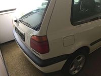 Gebraucht VW Golf III 90 PS (66 kW) 1992 Weiß Kleinwagen