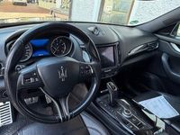 Gebraucht Maserati Levante 349 PS (256 kW) 2019 Schwarz SUV