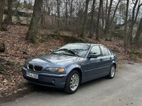 Second-hand BMW 316 116 CP (85 kW) 2003 Albastru Berlinǎ