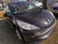 Gebraucht Peugeot 207 Filou 73 PS (53 kW) 2008 Schwarz Limousine