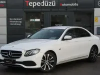Gebraucht Mercedes E300 194 PS (142 kW) 2019 Weiß Limousine