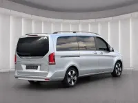 Gebraucht Mercedes V220 Avantgarde 163 PS (119 kW) 2022 Brillantsilber metallic Van / Kleinbus