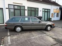 Gebraucht Mercedes E300 179 PS (131 kW) 1989 Grau Kombi