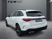 Gebraucht Mercedes GLC300 AMG line 269 PS (197 kW) 2025 Unilack polarweiß SUV