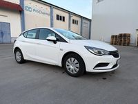 Gebraucht Opel Astra 101 PS (74 kW) 2017 Weiß Limousine