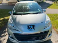 Gebraucht Peugeot 207 Forever 95 PS (69 kW) 2012 Grau Limousine