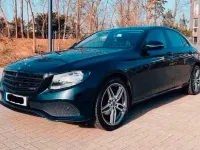 Gebraucht Mercedes E220 AMG 194 PS (142 kW) 2016 Grün Limousine