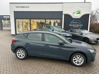 Neu Seat Leon Style 116 PS (85 kW) 2025 Blau Limousine