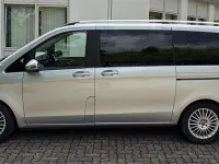 Gebraucht Mercedes V250 Style 190 PS (139 kW) 2025 Silber Van / Kleinbus
