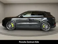 Gebraucht Porsche Cayenne 470 PS (345 kW) 2025 Schwarz SUV