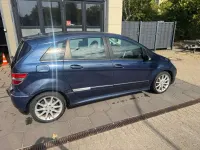 Gebraucht Mercedes B200 193 PS (141 kW) 2006 Blau Van / Kleinbus