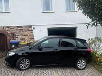 Gebraucht Mercedes B180 122 PS (89 kW) 2013 Schwarz Van / Kleinbus