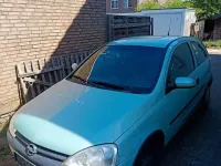 Usado Opel Corsa Comfort 75 HP (55 kW) 2002 Verde Citadino