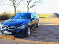 Gebraucht Mercedes E220 170 PS (125 kW) 2016 Schwarz Limousine