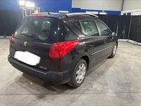 Gebraucht Peugeot 207 95 PS (69 kW) 2011 Violet Kombi