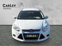 Gebraucht Ford Focus Ambiente 101 PS (74 kW) 2013 Weiß Kombi