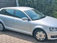 Używany Audi A3 Attraction 125 KM (91 kW) 2010 Srebrny Hatchback