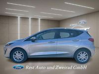 Gebraucht Ford Fiesta Cool & Connect 101 PS (74 kW) 2021 Polarsilber metallic (metallic) Kleinwagen