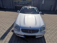 Gebraucht Mercedes SLK230 193 PS (141 kW) 2000 Silber Cabrio