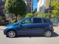 Gebraucht Mercedes B200 140 PS (102 kW) 2010 Blau Van / Kleinbus