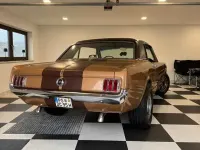 Brugt Ford V8 220 HK (161 kW) 1965 Guld