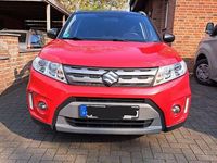 Gebraucht Suzuki Vitara 120 PS (88 kW) 2015 Rot SUV
