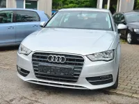 Gebraucht Audi A3 Sportback Attraction 122 PS (89 kW) 2013 Silber Kleinwagen