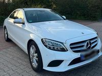 Gebraucht Mercedes C200 160 PS (117 kW) 2019 Weiß Limousine