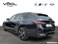 Neu BMW 530e M Sport 299 PS (219 kW) 2026 Schwarz Kombi