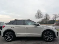 Neu VW T-Roc Black Edition 150 PS (110 kW) 2025 Grau SUV