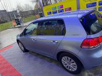 Gebraucht VW Golf VI 140 PS (102 kW) 2011 Blau Kleinwagen