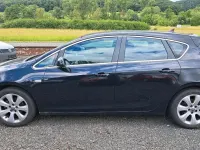 Gebraucht Opel Astra 115 PS (84 kW) 2011 Schwarz Limousine