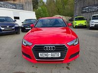 Gebraucht Audi A4 Basis 150 PS (110 kW) 2019 Rot Kombi
