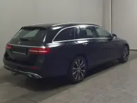Gebraucht Mercedes E300 Avantgarde 320 PS (235 kW) 2022 Schwarz Kombi