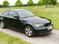 Gebraucht BMW 116 122 PS (89 kW) 2011 Schwarz Kleinwagen