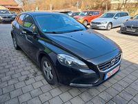 Gebraucht Volvo V40 Basis 114 PS (83 kW) 2014 Schwarz Limousine
