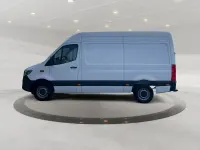 Gebraucht Mercedes Sprinter 170 PS (125 kW) 2024 Arktikweiss Van