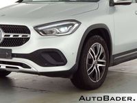 gebraucht Mercedes GLA180 GLA 180Progressive MBUX LED Park-Spgl-Spur-Pkt