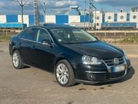 Second-hand VW Jetta 140 CP (102 kW) 2005 Negru Berlinǎ