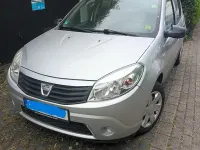 Second-hand Dacia Sandero 75 CP (55 kW) 2012 Argintiu Berlinǎ
