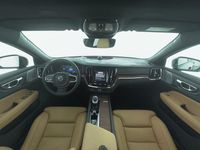 Gebraucht Volvo 360 197 PS (144 kW) 2024 Andere SUV