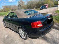 Second-hand Audi A4 220 CP (161 kW) 2004 Negru Cabrio