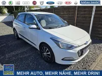 Gebraucht Hyundai i20 101 PS (74 kW) 2017 Weiß Kleinwagen