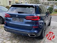 gebraucht BMW X5 xDrive 40 i M Sport EU6d-T 7-Sitzer Luft Kamera Na