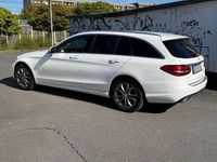 Second-hand Mercedes C180 Avantgarde 156 CP (114 kW) 2015 Alb Break