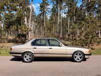 Gebraucht BMW 730 188 PS (138 kW) 1992 Beige Limousine