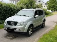 Gebraucht SsangYong Rexton 179 PS (131 kW) 2012 Silber SUV